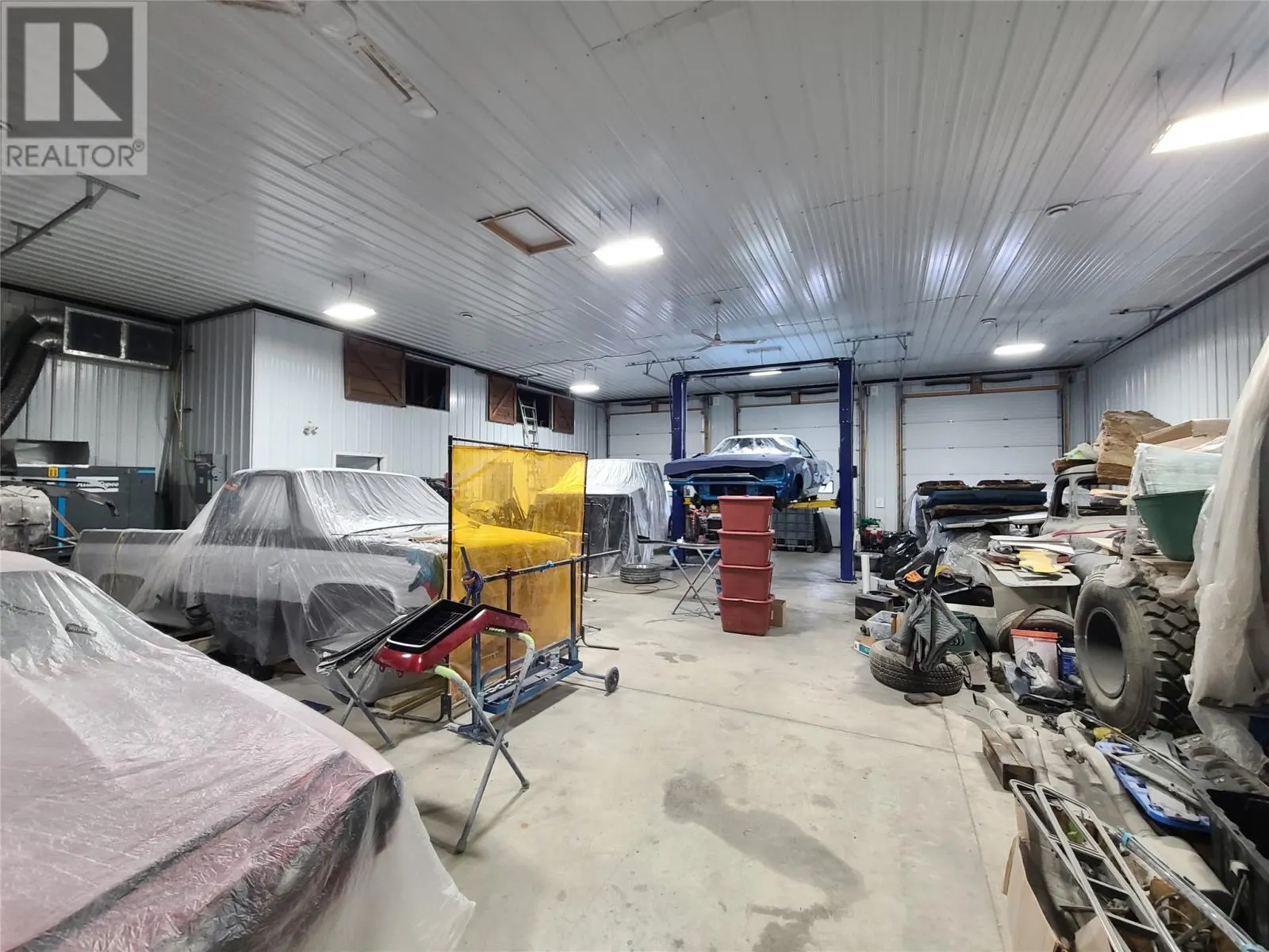 235 Pouch Cove Highway