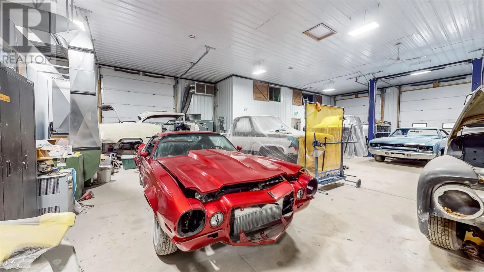 235 Pouch Cove Highway