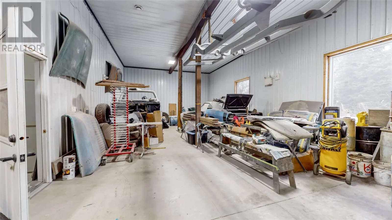 235 Pouch Cove Highway