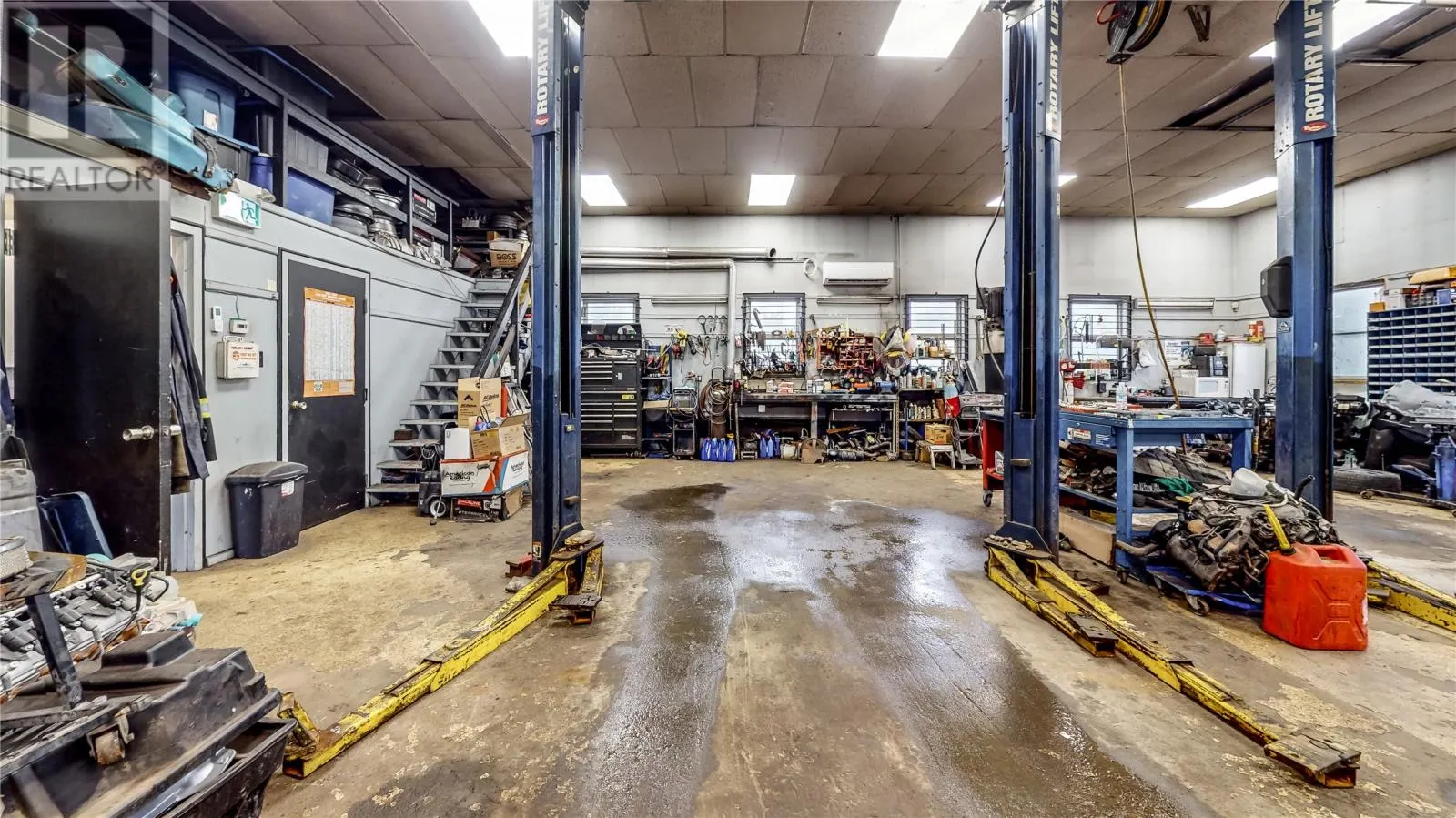 235 Pouch Cove Highway