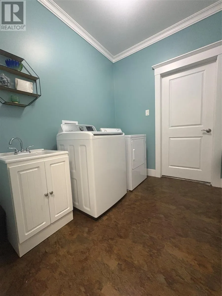 10 Old Briton Crescent