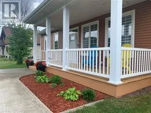 10 Old Briton Crescent