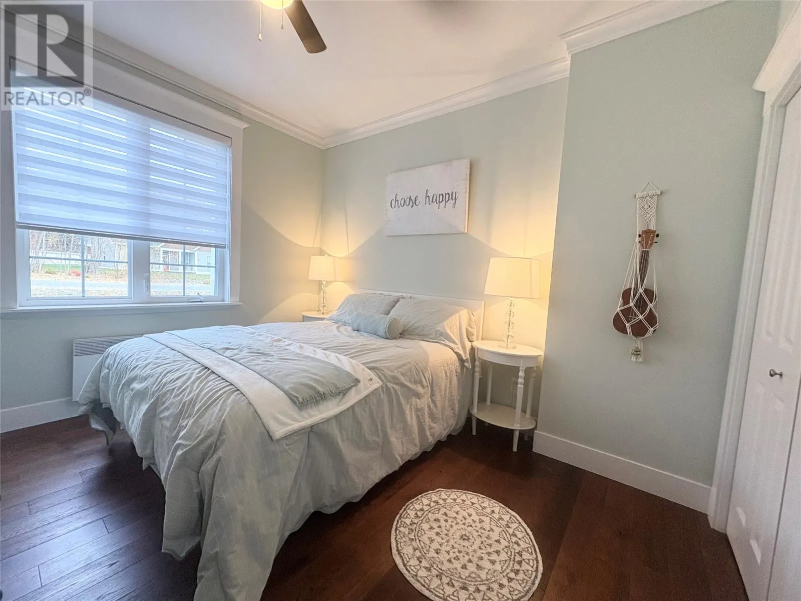 10 Old Briton Crescent