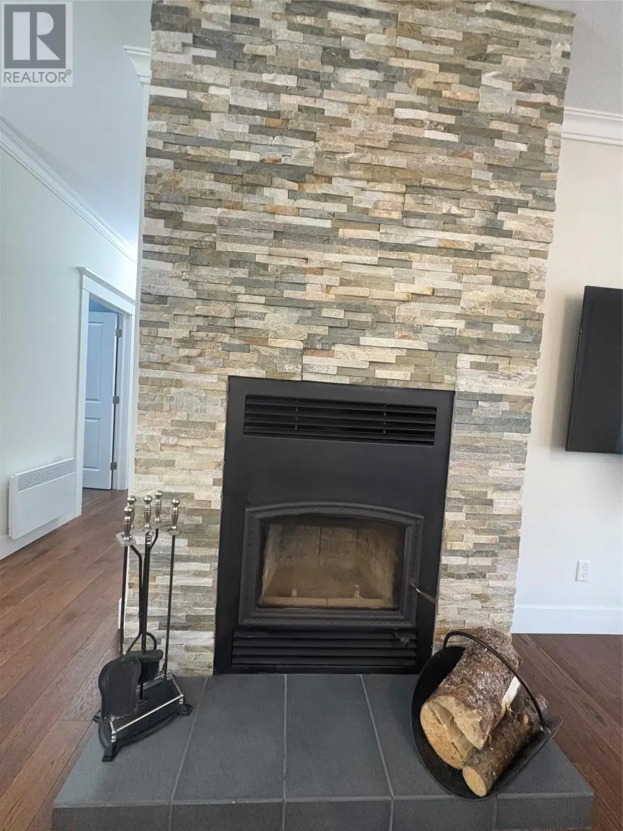 10 Old Briton Crescent