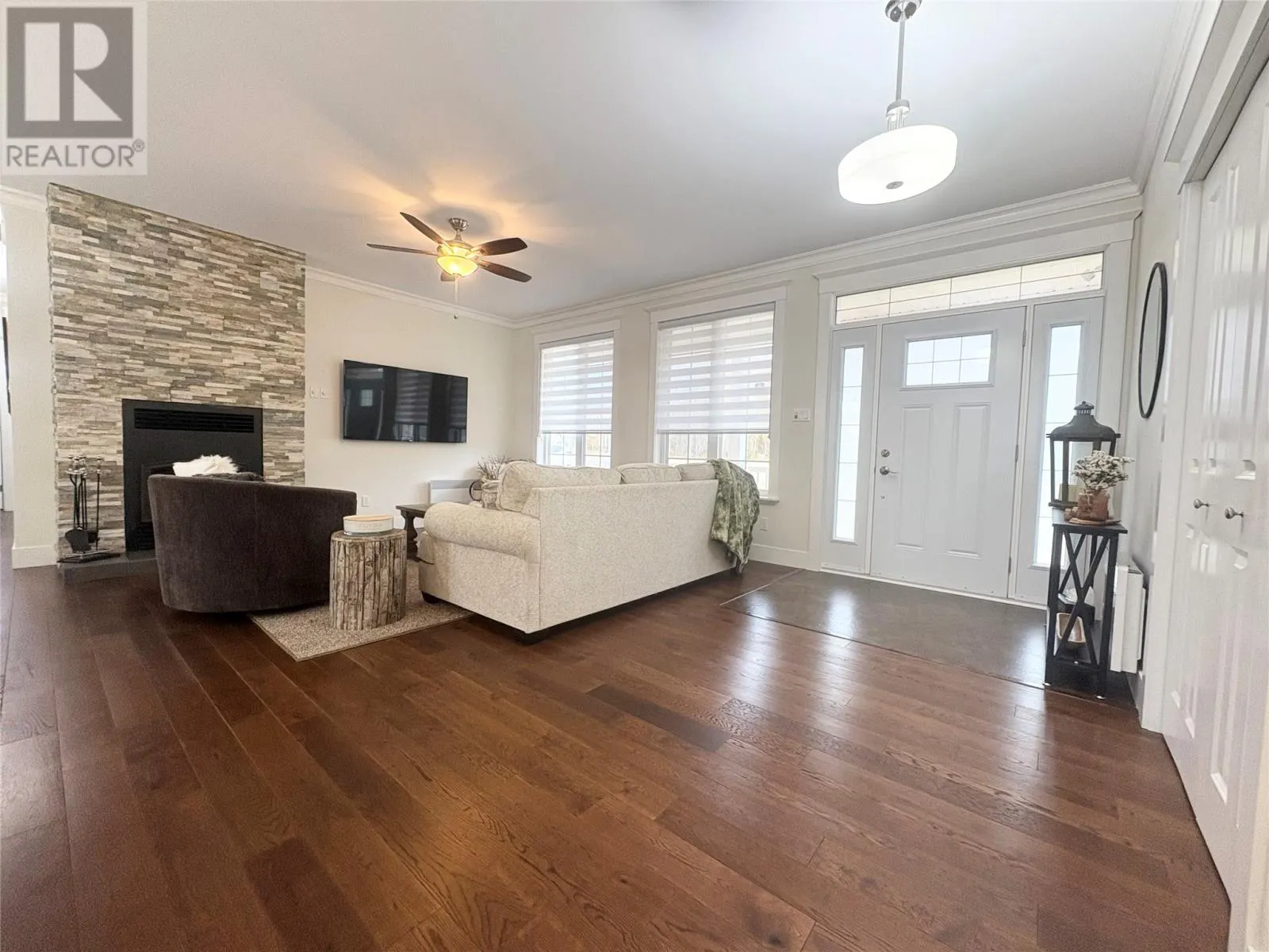 10 Old Briton Crescent