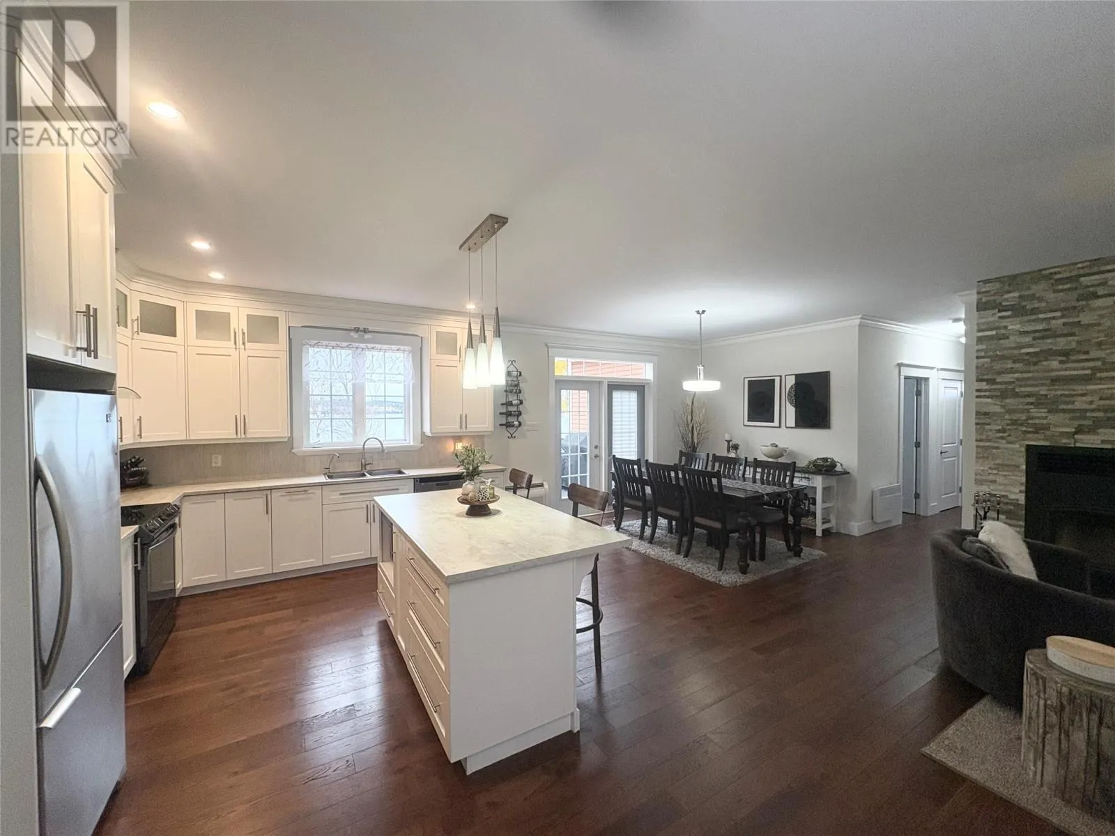 10 Old Briton Crescent