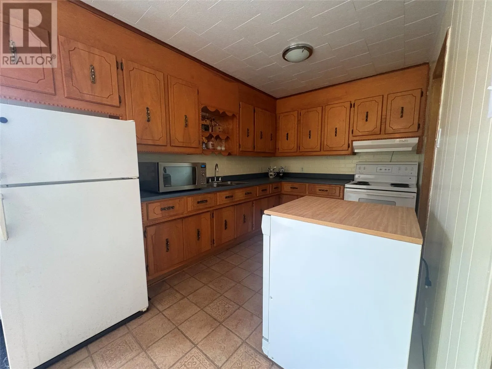 23A Foster-Ward Road