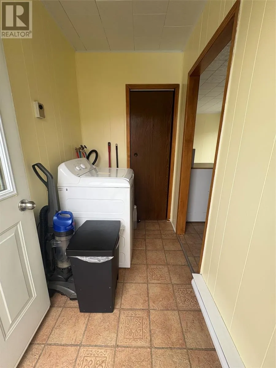 23A Foster-Ward Road