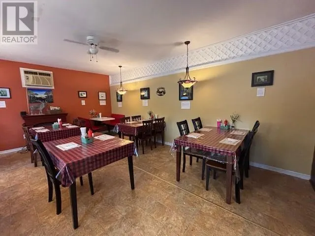 379-381 JW Pickersgill Boulevard