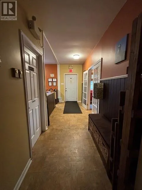 379-381 JW Pickersgill Boulevard