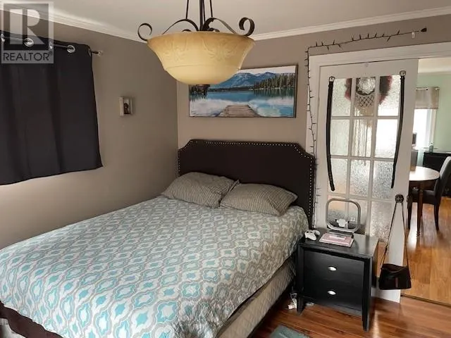 379-381 JW Pickersgill Boulevard