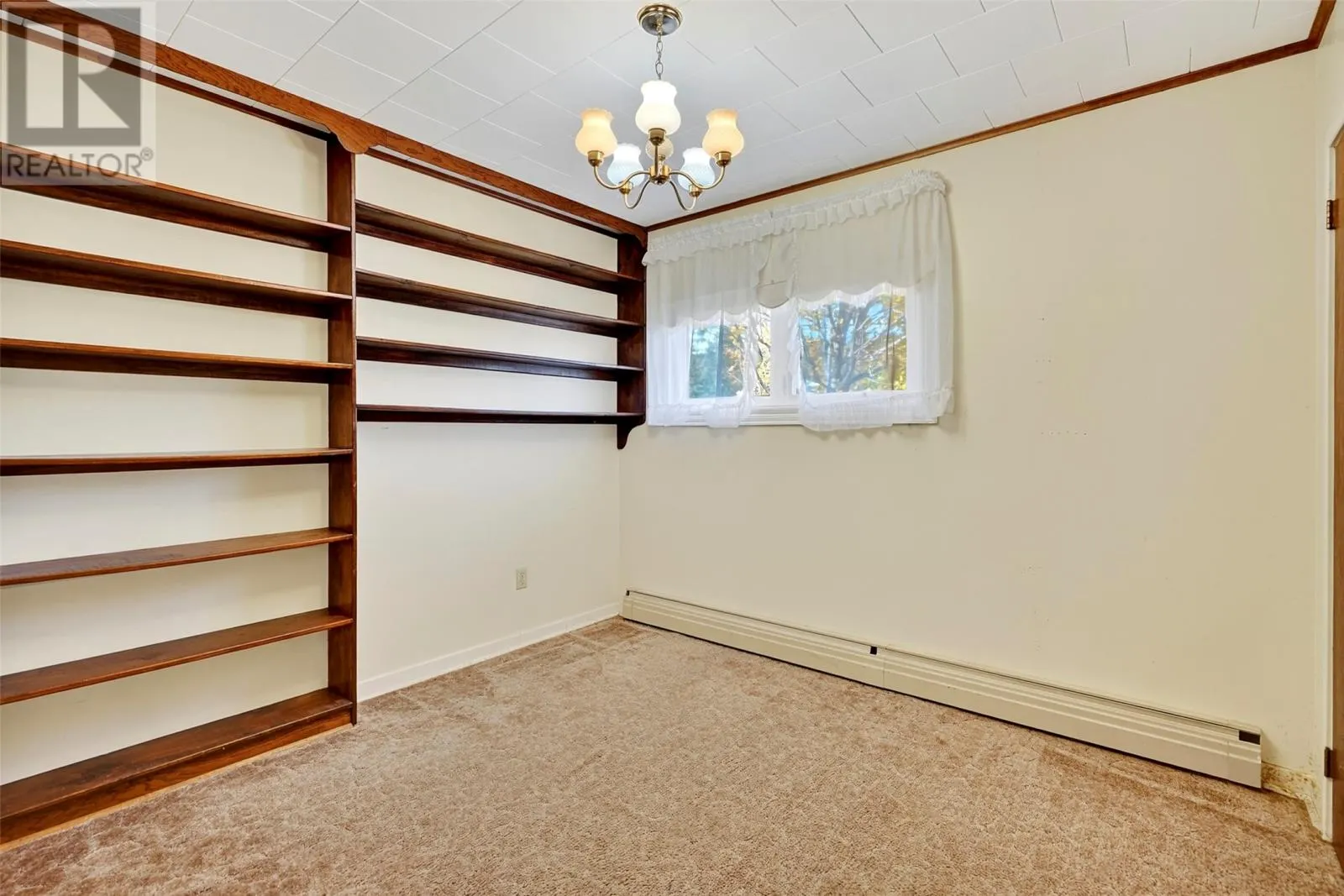 129-135 Country Road