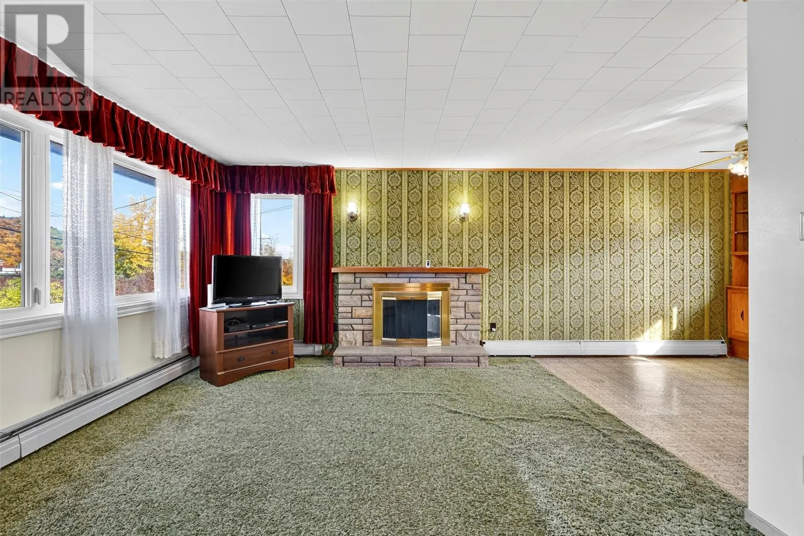 129-135 Country Road