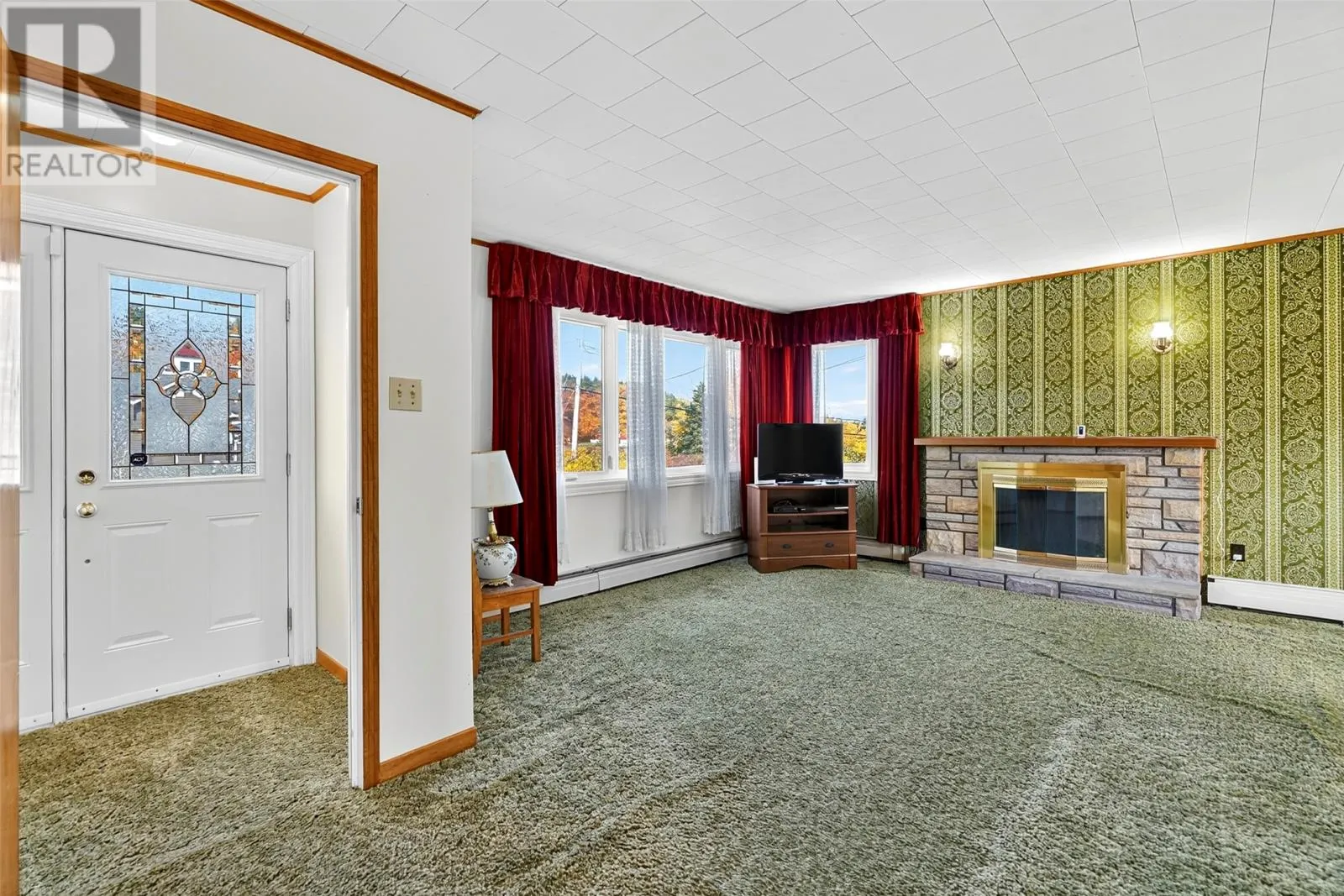 129-135 Country Road