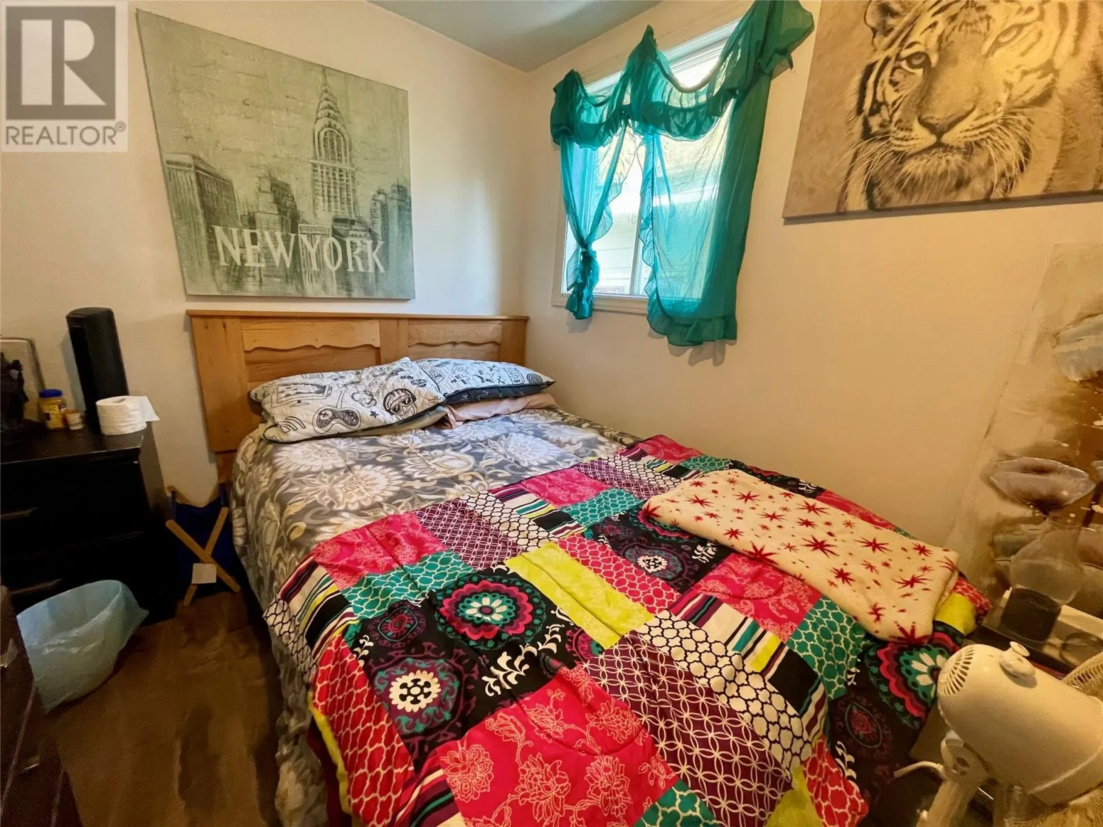 10 Thirteenth Avenue