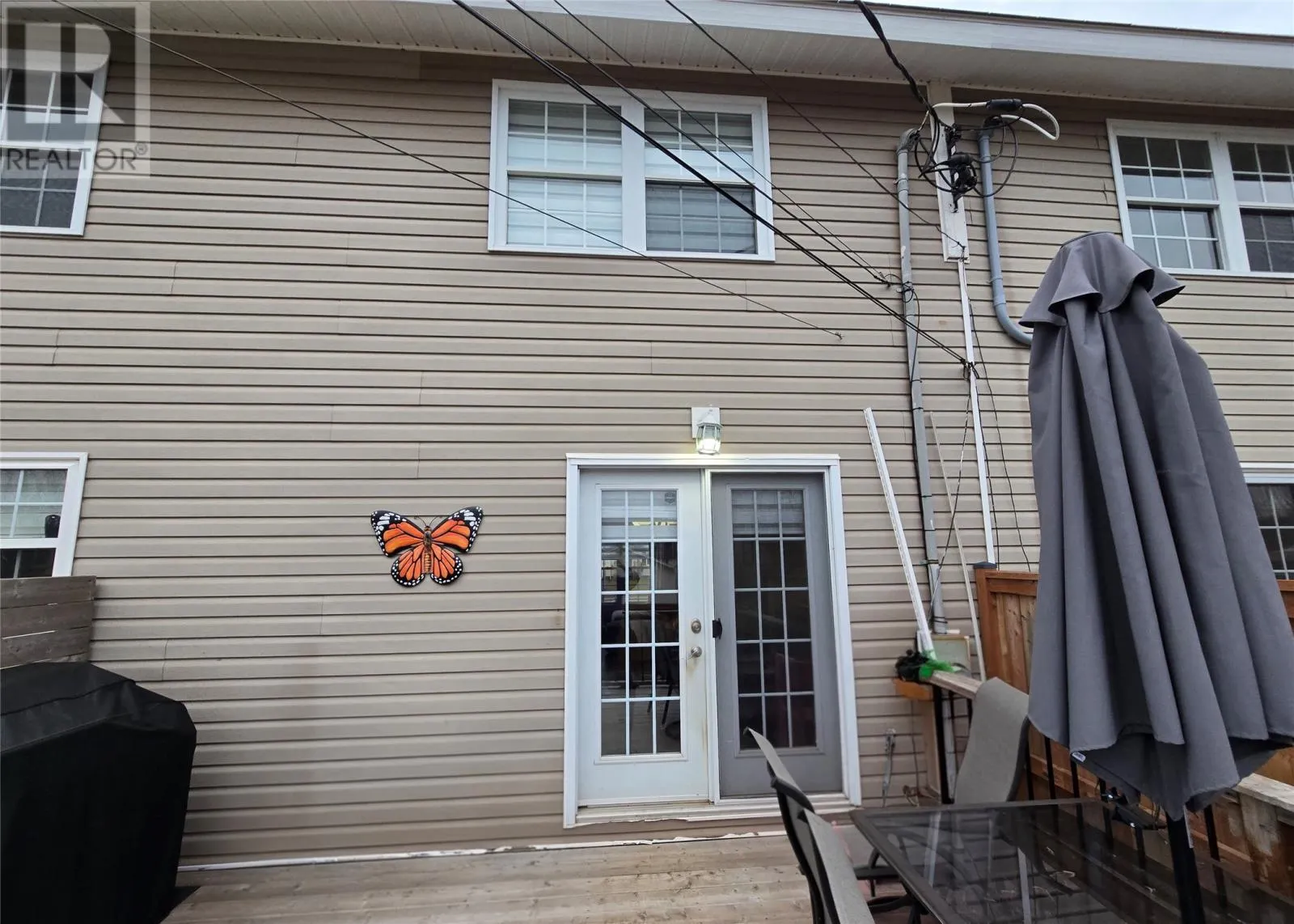 753 Stirling Crescent