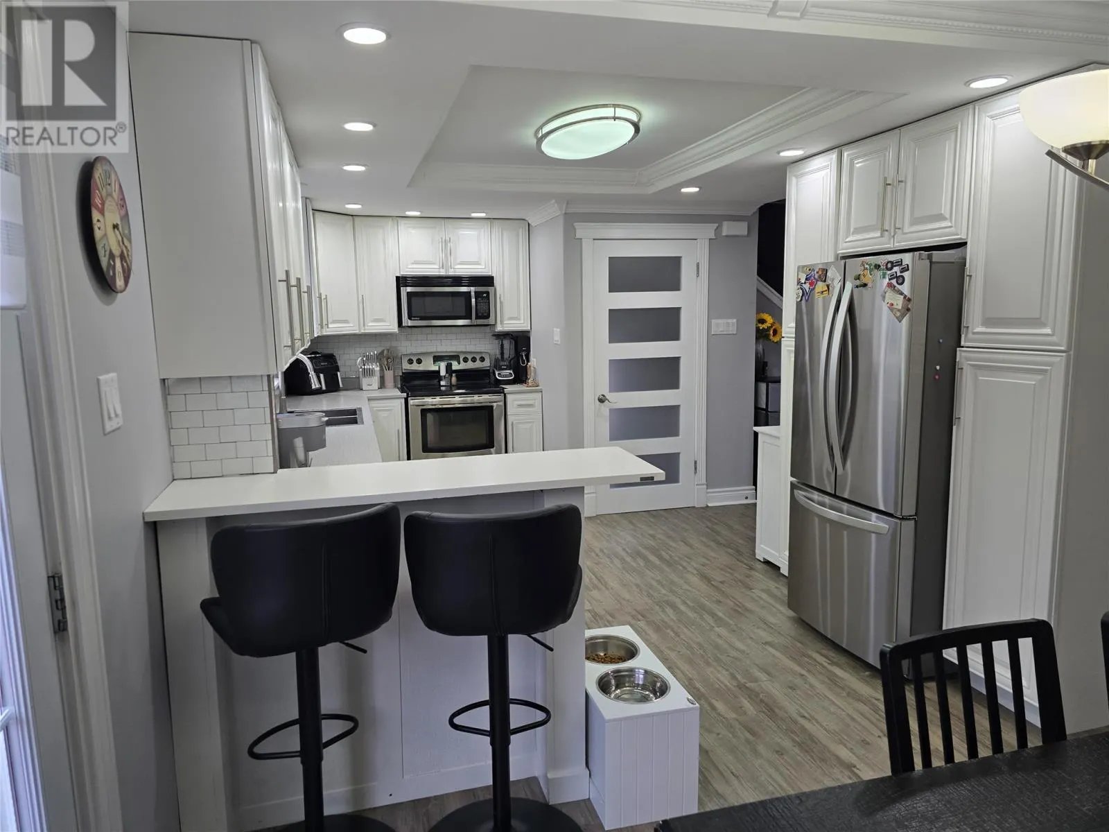 753 Stirling Crescent