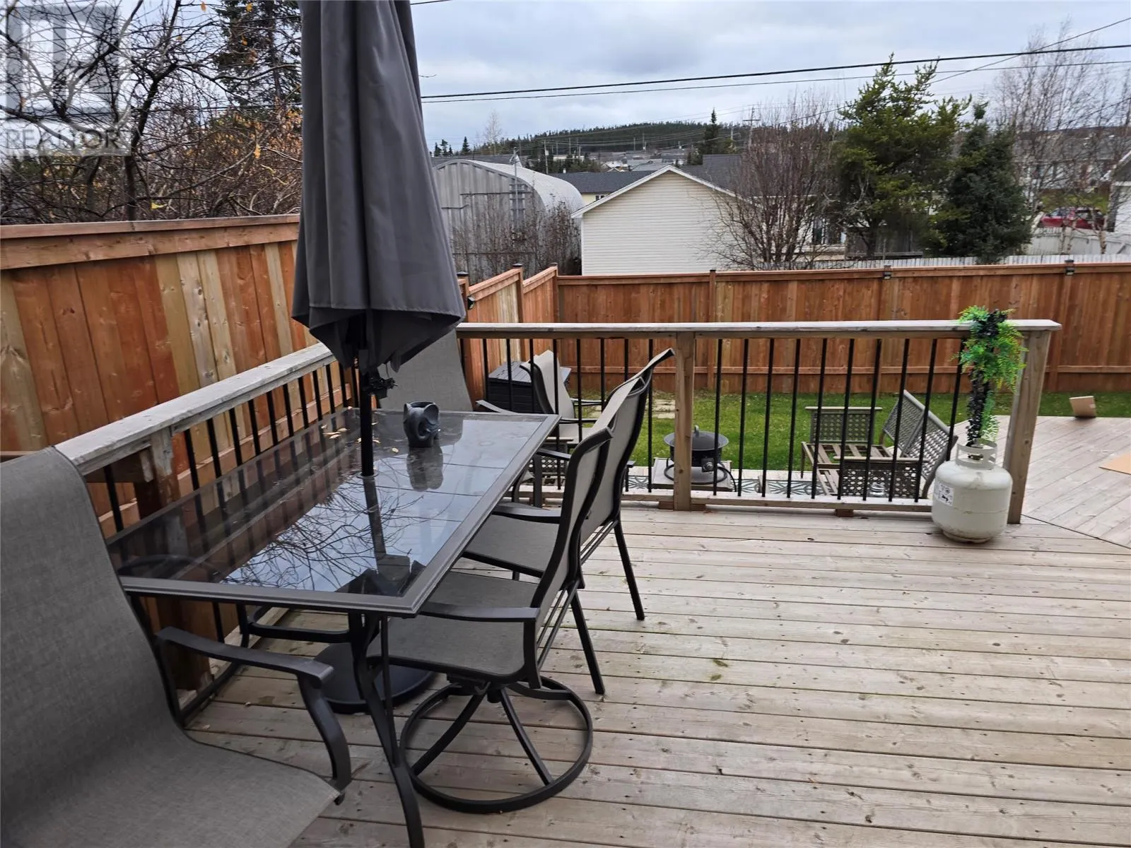 753 Stirling Crescent