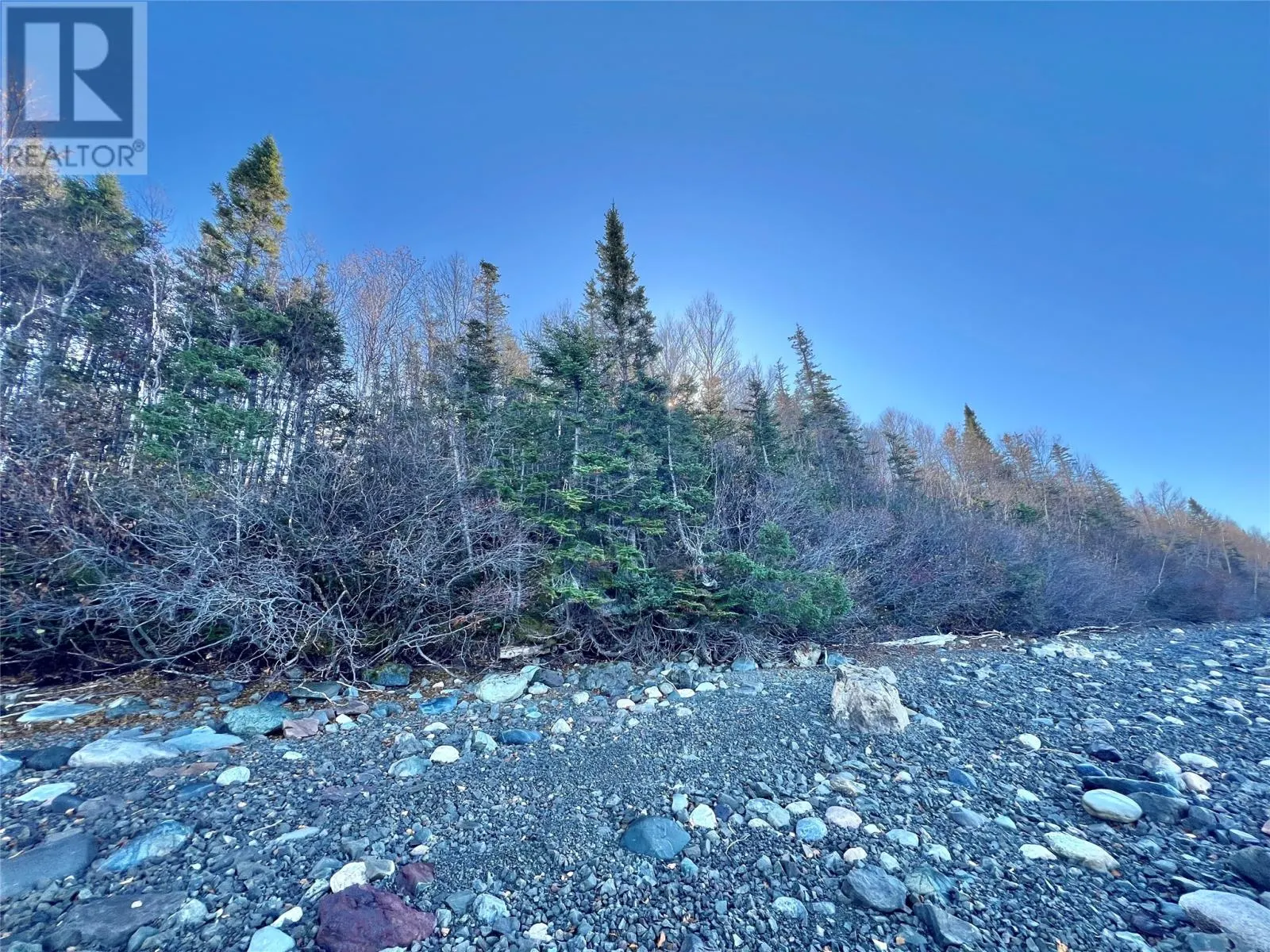 11 Little Paradise Road