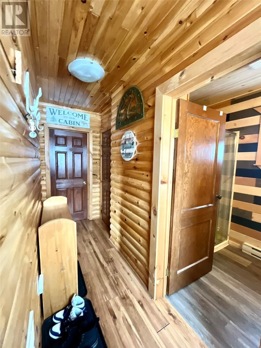 5 Black River Heights