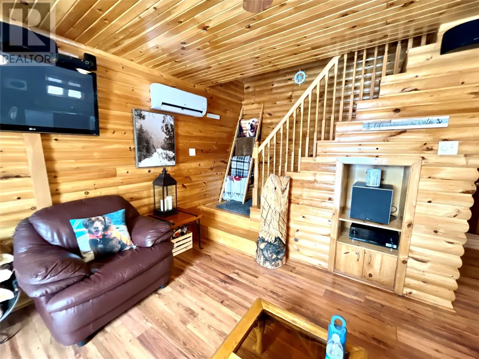 5 Black River Heights