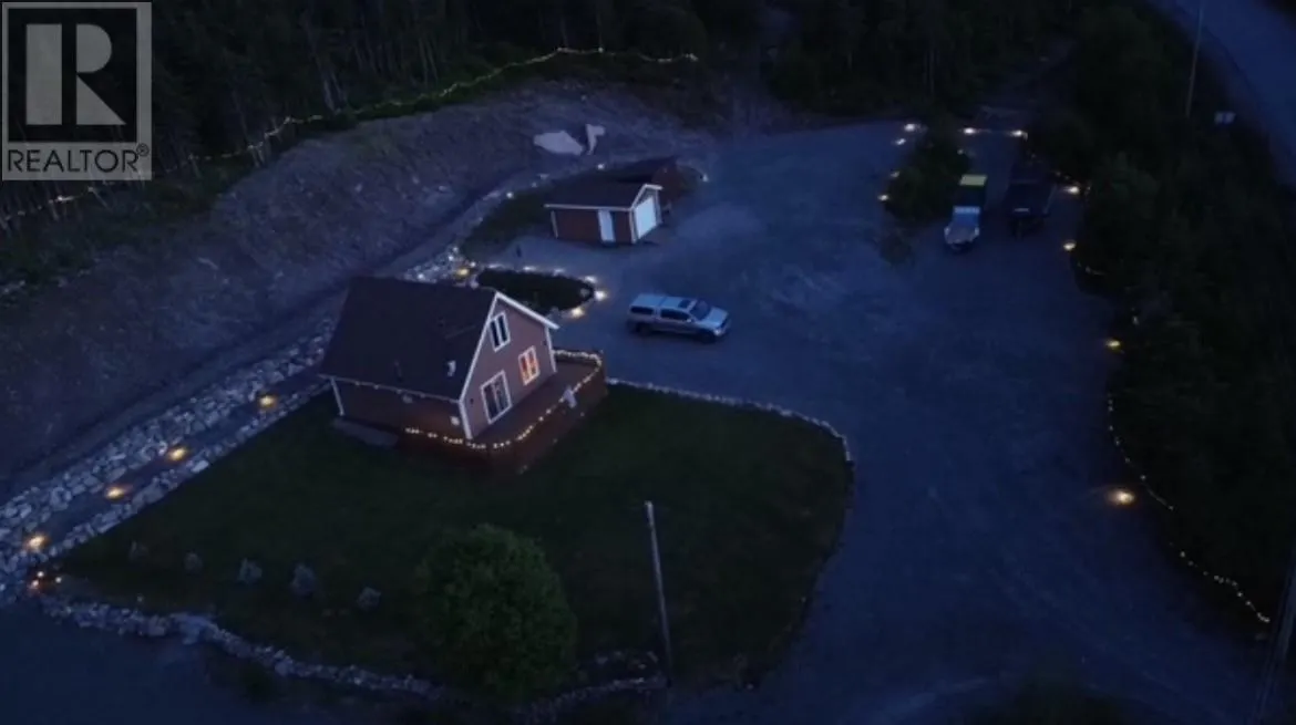 5 Black River Heights