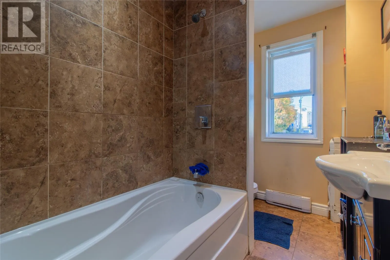 39-41 Freshwater Road