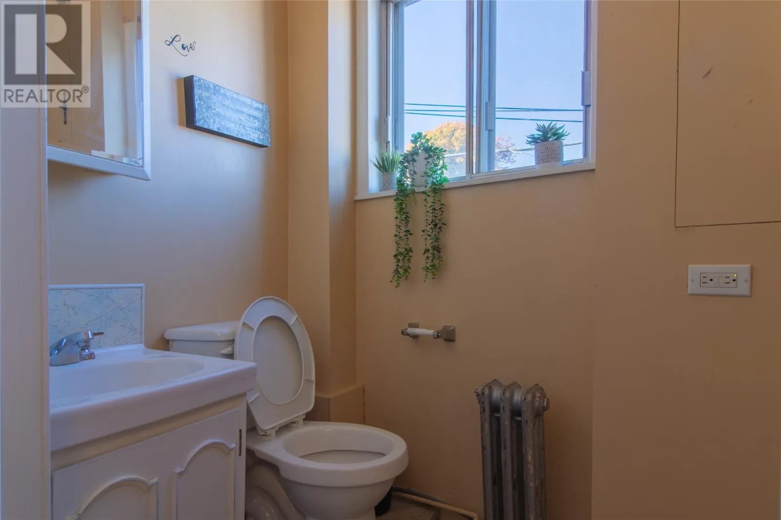 39-41 Freshwater Road