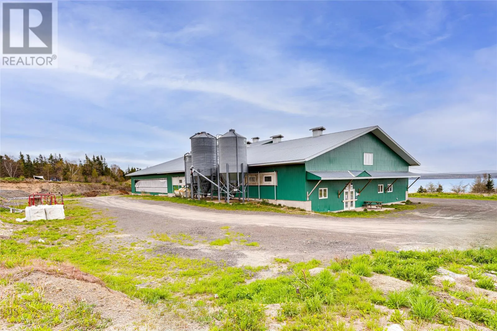 921 Smith Sound Road