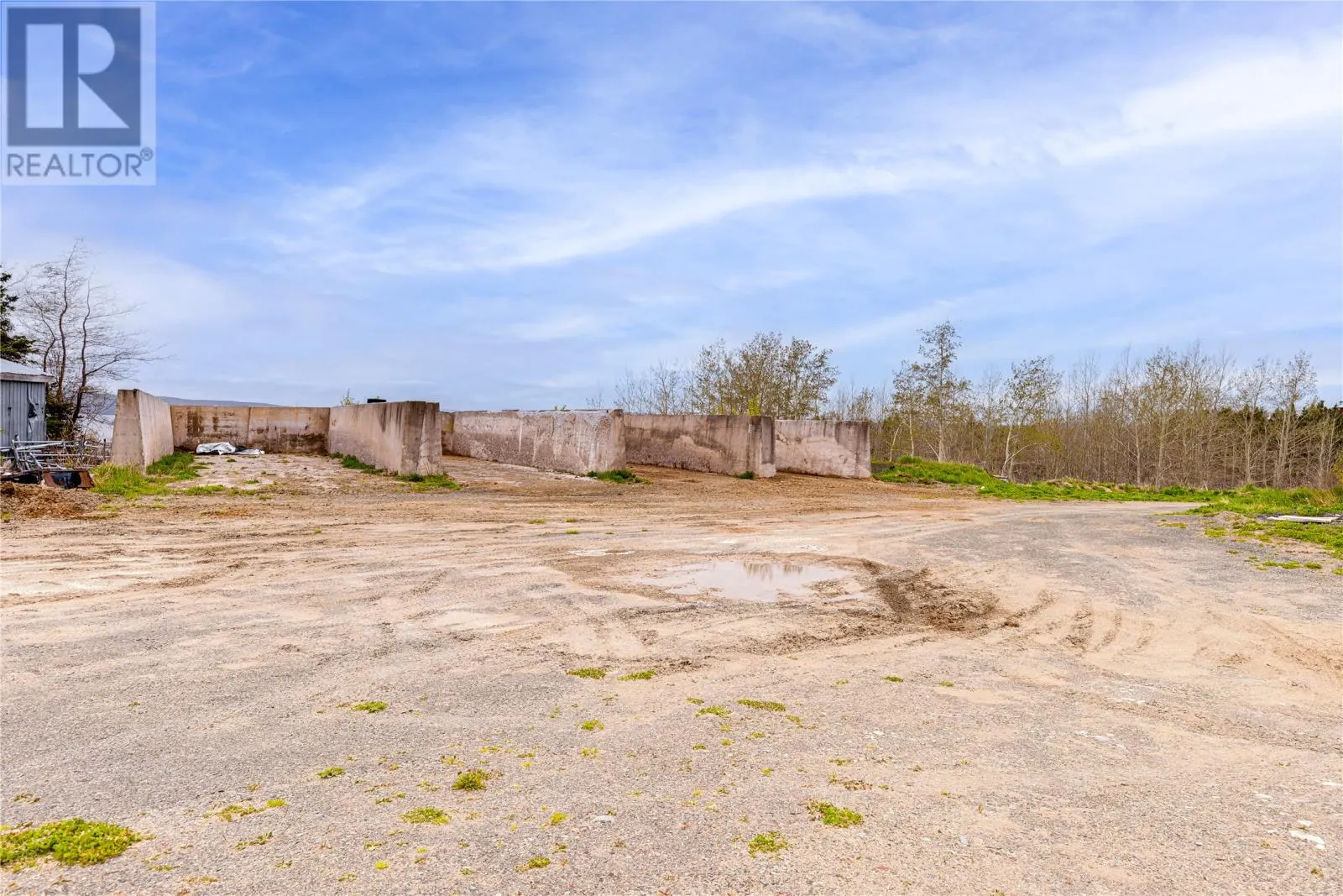 921 Smith Sound Road