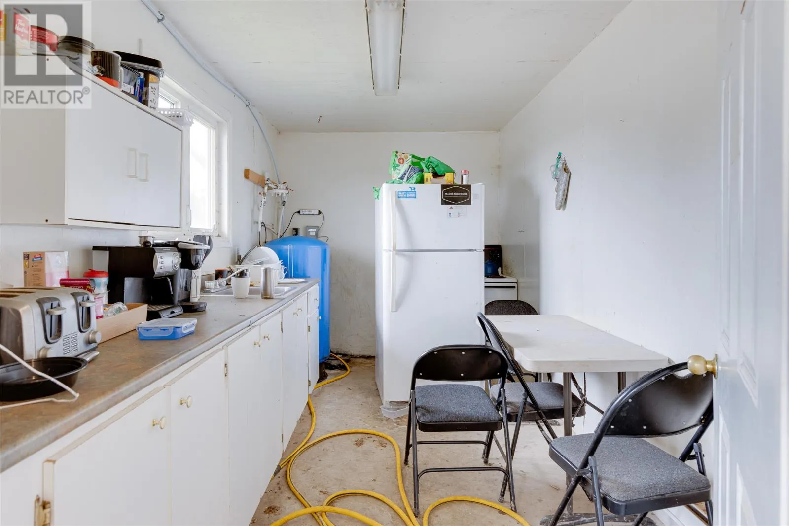 921 Smith Sound Road