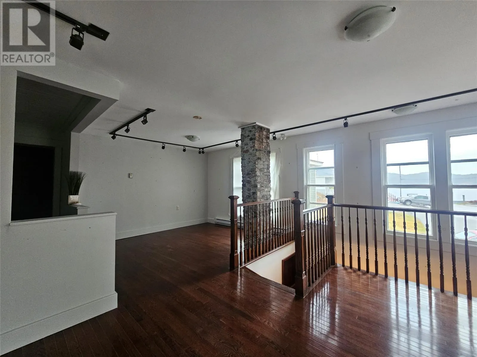 28 Seaview Drive