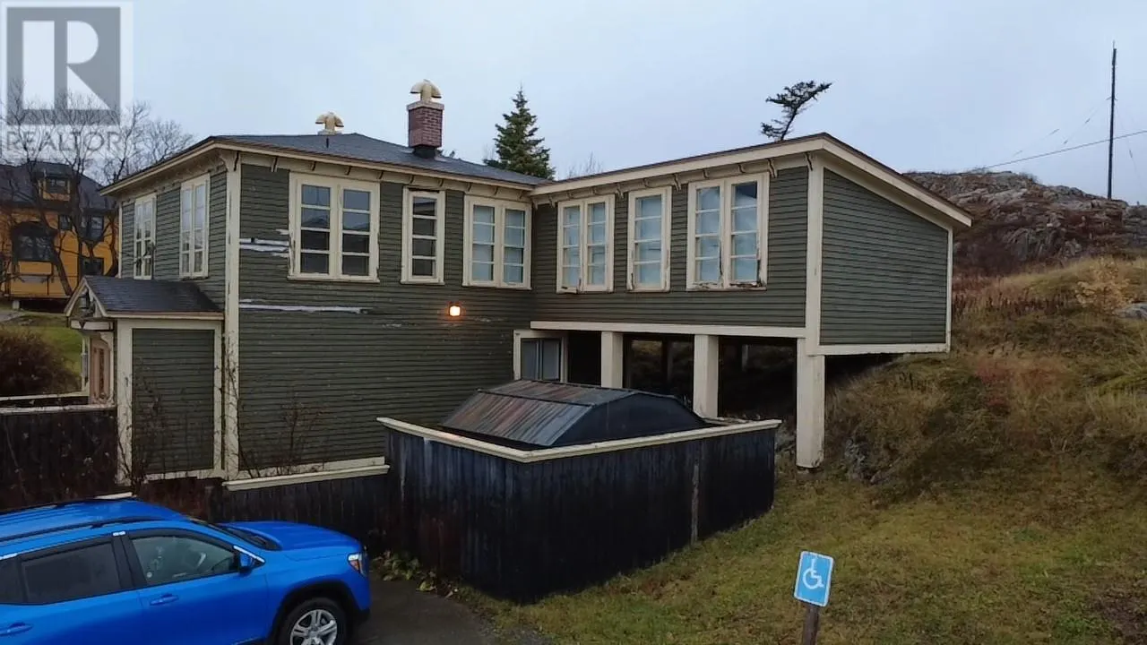 28 Seaview Drive