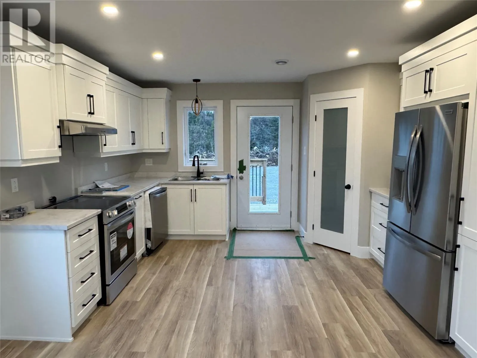 2 Spruce Grove Place