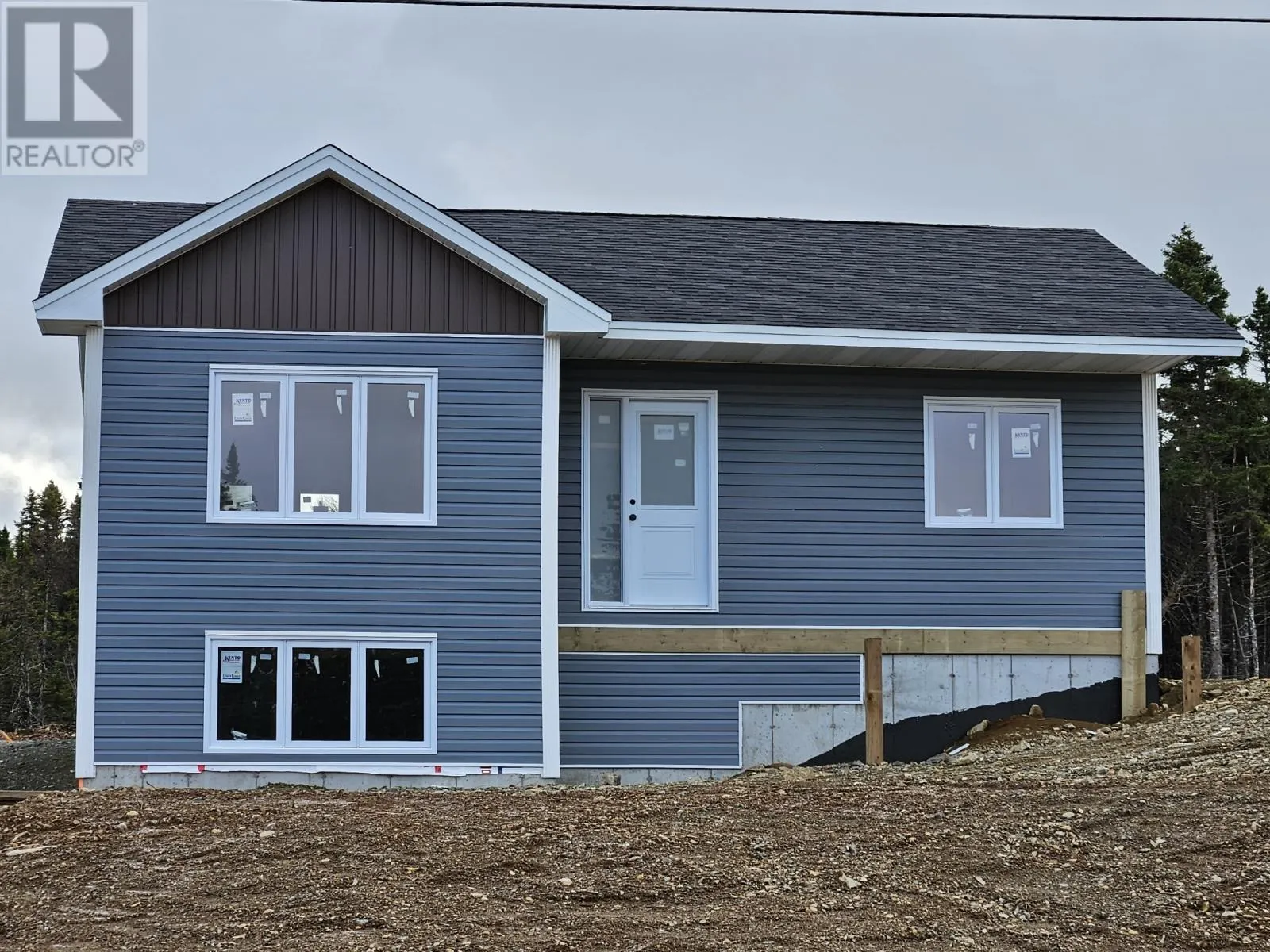 2 Spruce Grove Place
