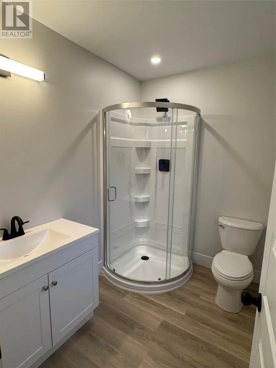 2 Spruce Grove Place