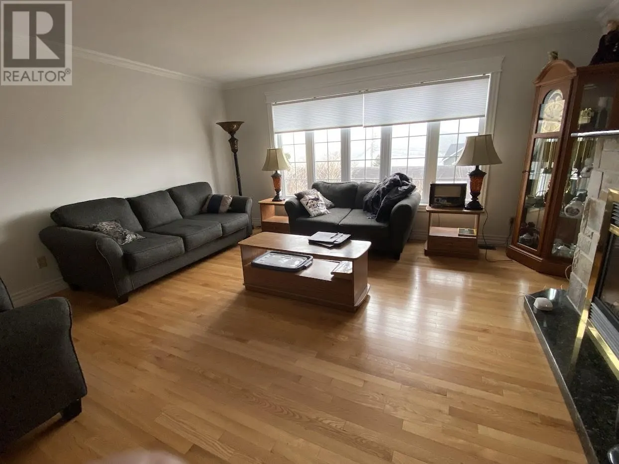 35 Rattley Row