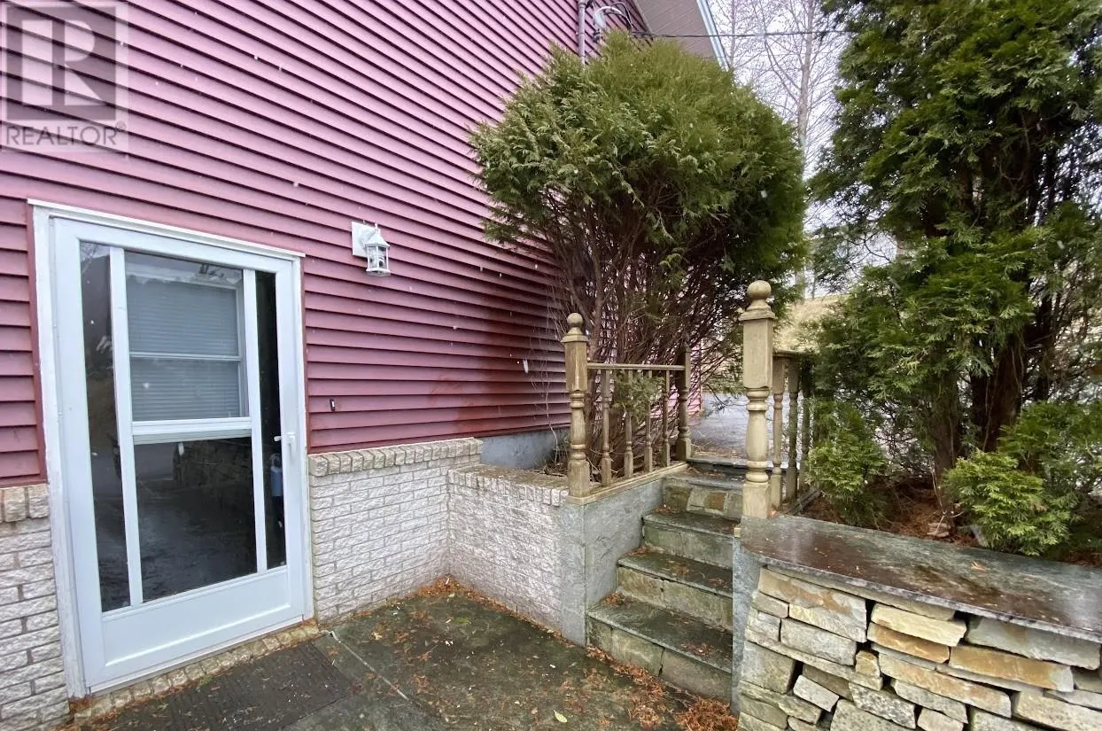 35 Rattley Row