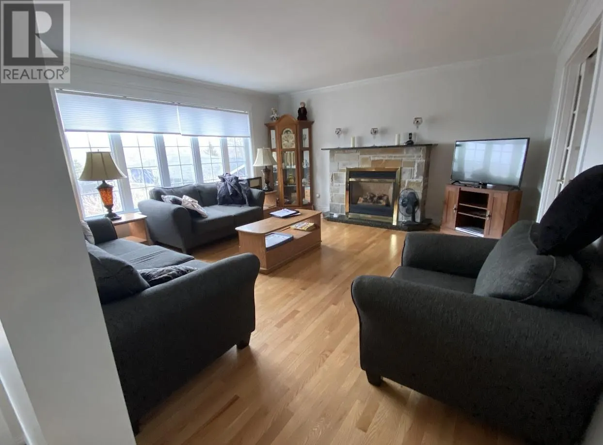 35 Rattley Row
