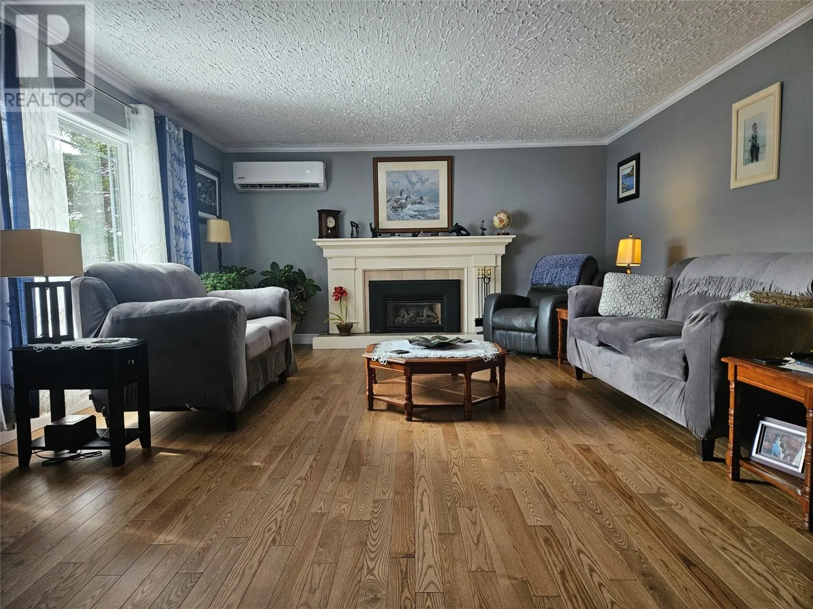 7 Dunford Place