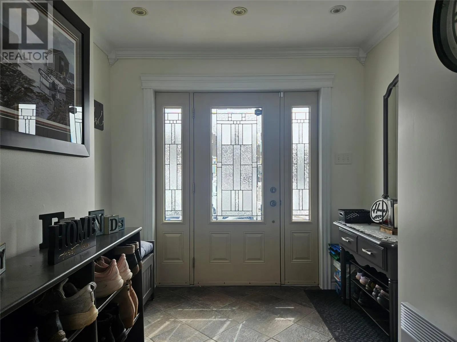 7 Dunford Place