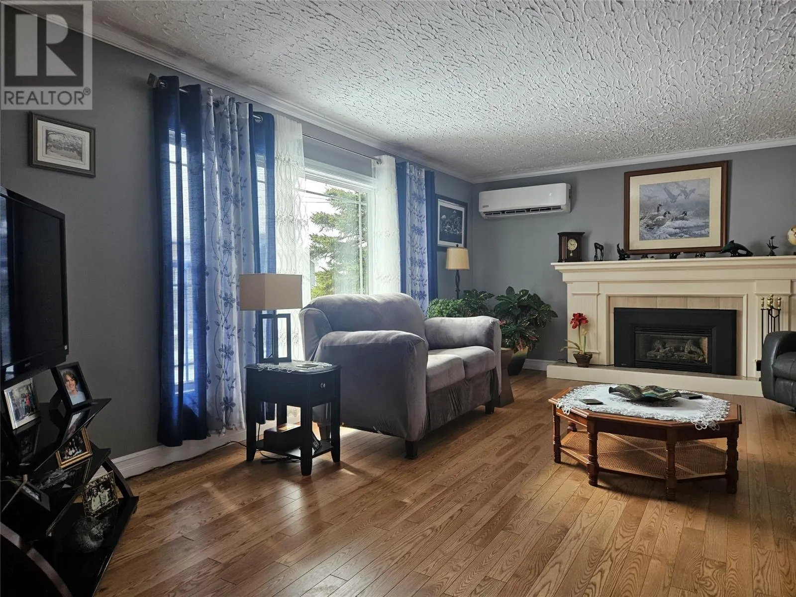 7 Dunford Place