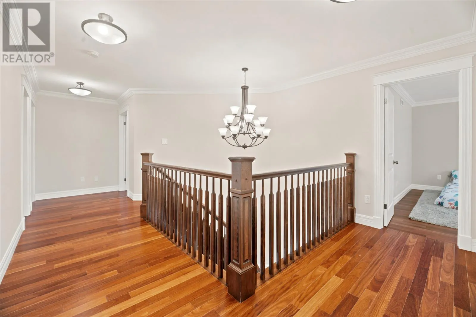 8 Harvey Place