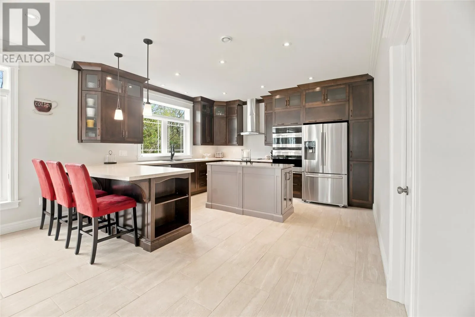 8 Harvey Place