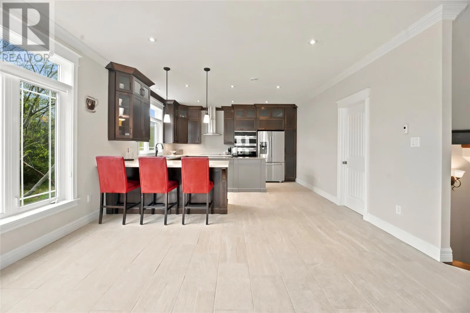 8 Harvey Place