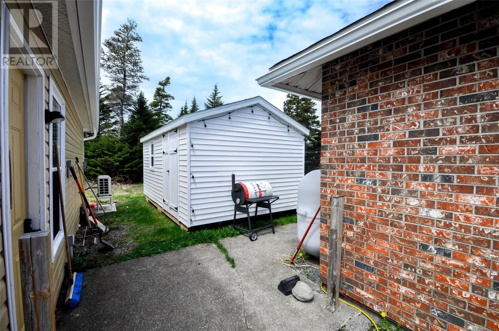 2-4 Burntwoods Place