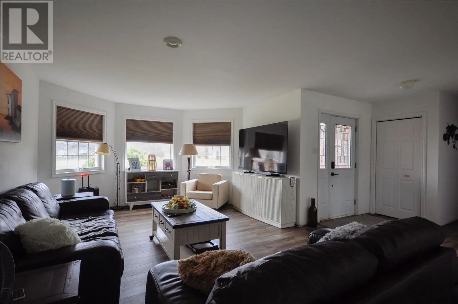 2-4 Burntwoods Place