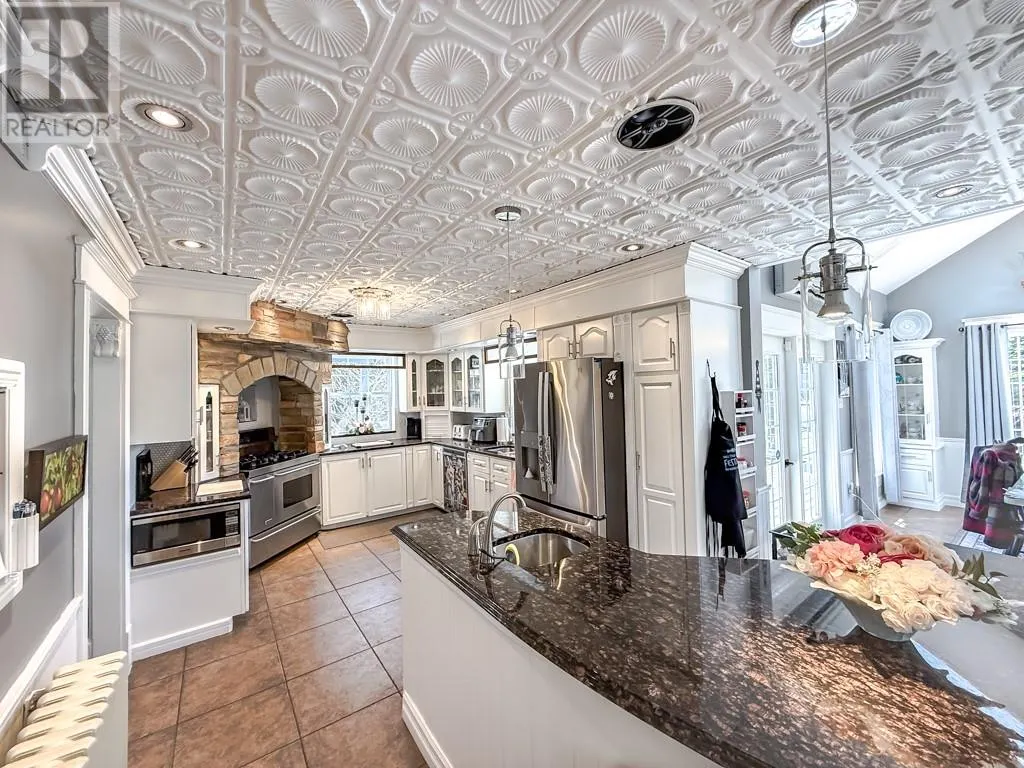 98 Greens Road