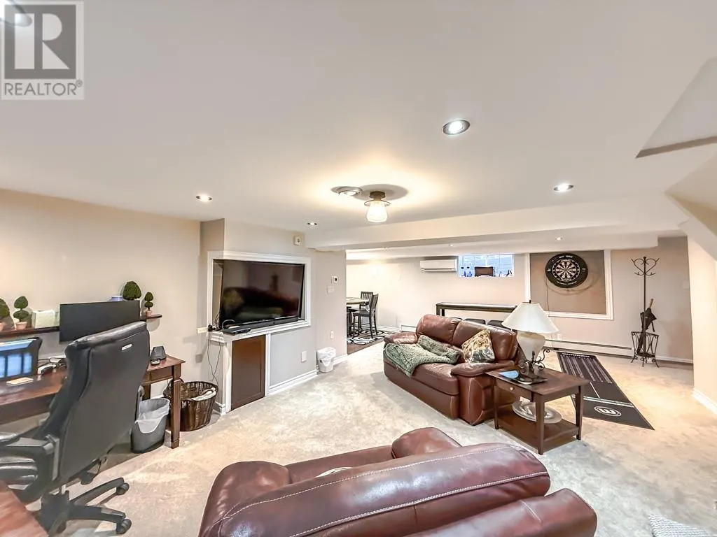 98 Greens Road