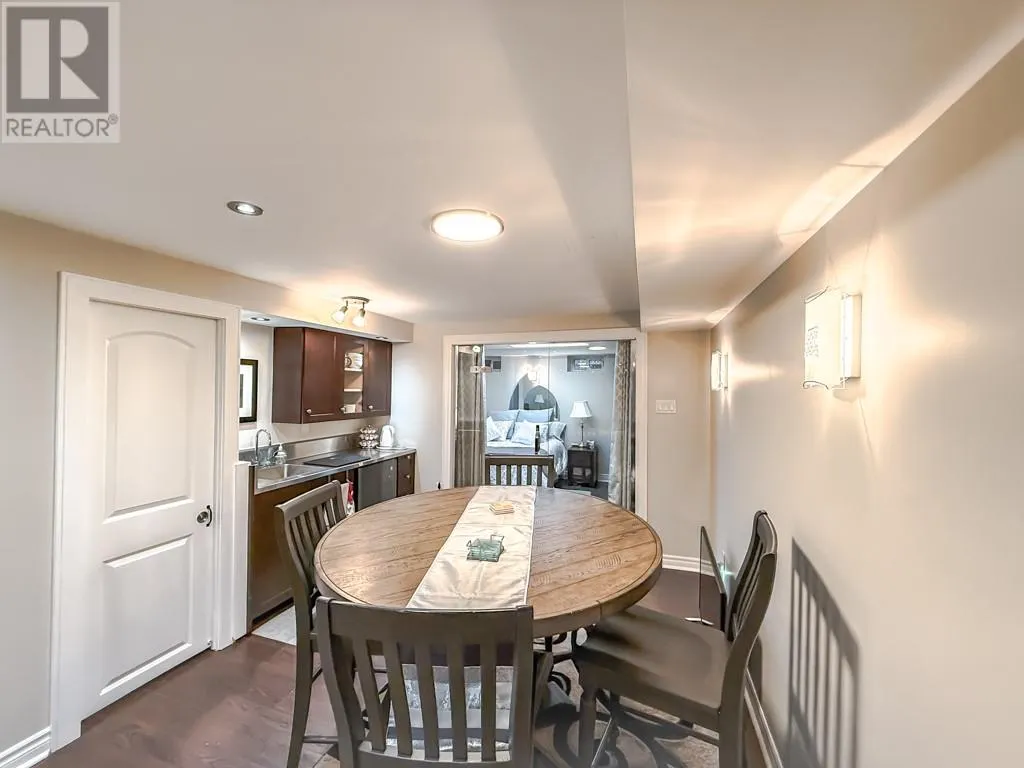 98 Greens Road